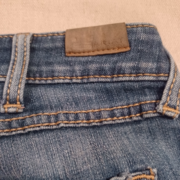 Ariat Distressed Denim Trouser Jeans Women's Size 31 Long - Picture 8 of 11